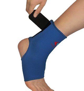 Neoprene Ankle Protector Support (QK AN01)